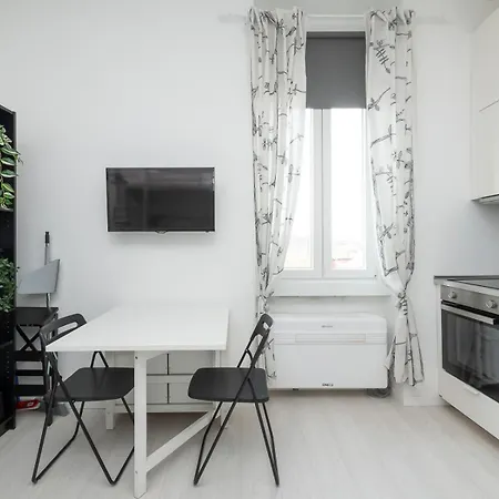 Ihost - Carcano 19 Lägenhet *